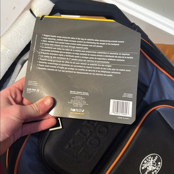 Gray and Black Men's Bag - Picture 5 of 5